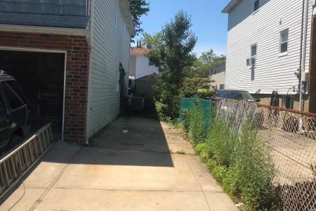 Avoid a Homeowners Insurance Claim With These Spring Maintenance Tips