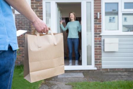 Why Do Restaurant Owners Need Specialized Insurance for Delivery Coverage?